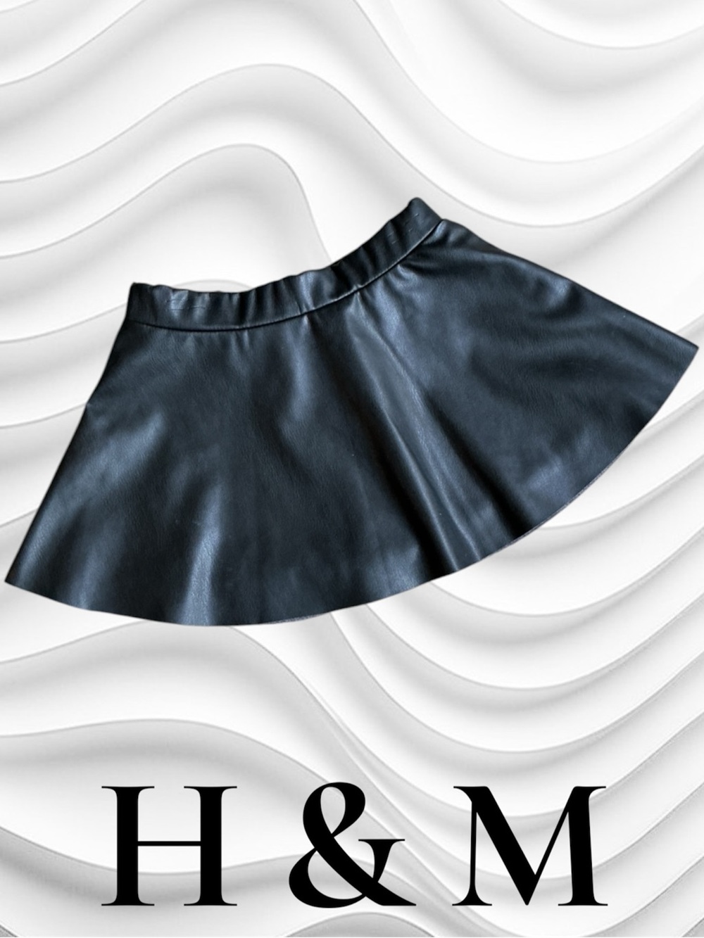 🖤H & M Black Faux Leather Mini Skirt ~ 2T